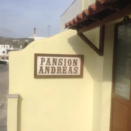 Pansion Andreas Apartmán Tínos